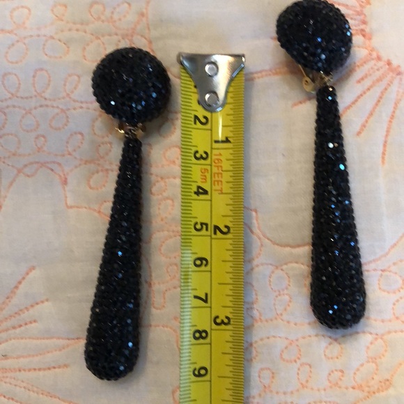 🎉24. Collection Crystal encrusted button Clip back long dangling earrings + bag - Picture 6 of 8